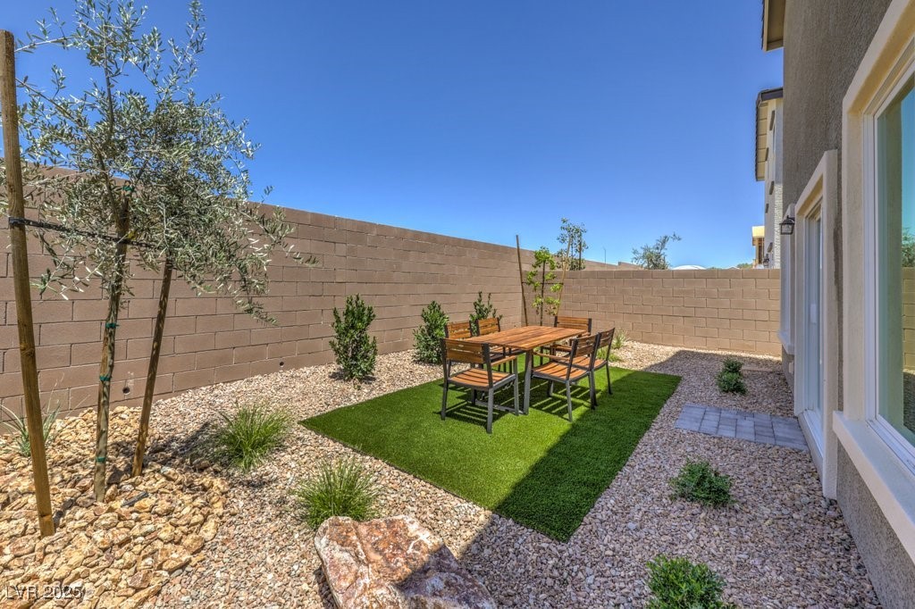 2625 Begonia Falls Avenue 84 Property Photo 45