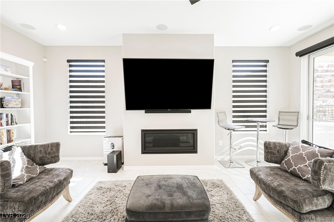 23 Cliffwater Street Property Photo 22