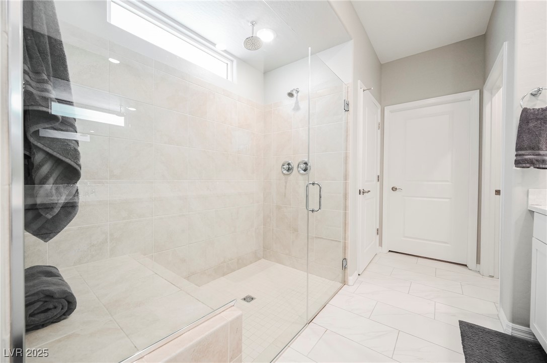 23 Cliffwater Street Property Photo 30