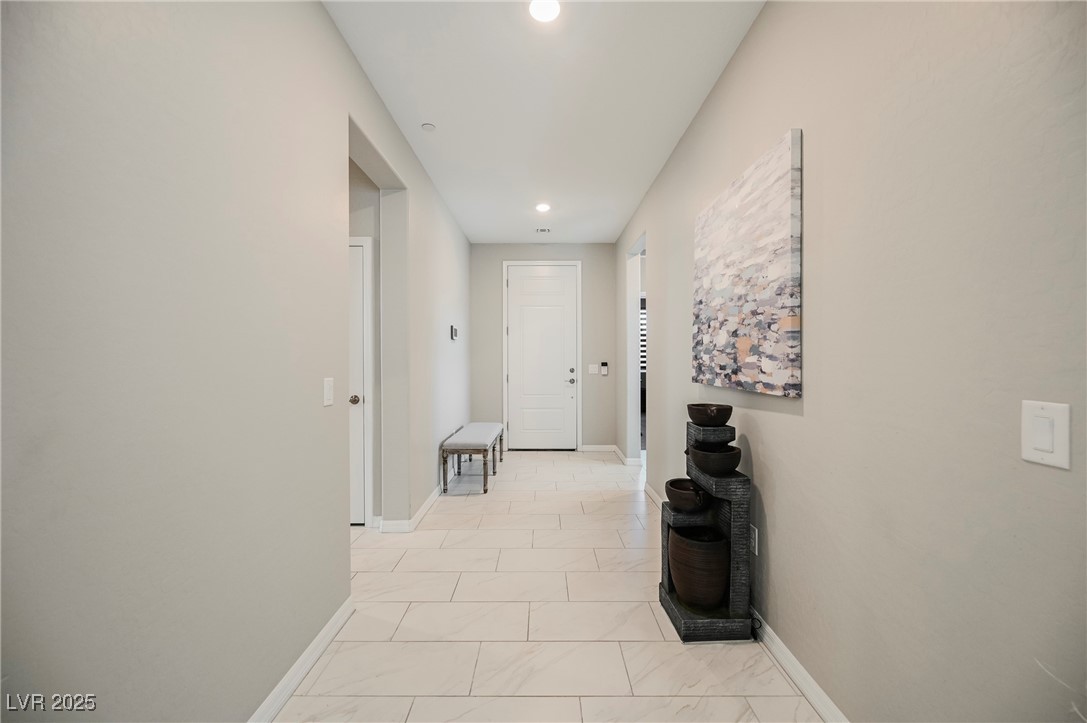 23 Cliffwater Street Property Photo 42