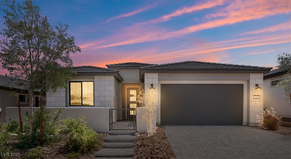 64 Lake Oasis Street Property Photo 1