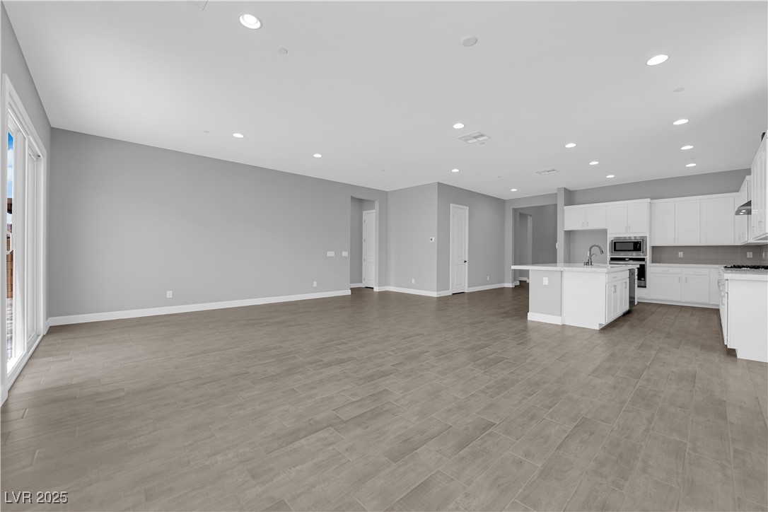 851 Klamath Springs Street Property Photo 22