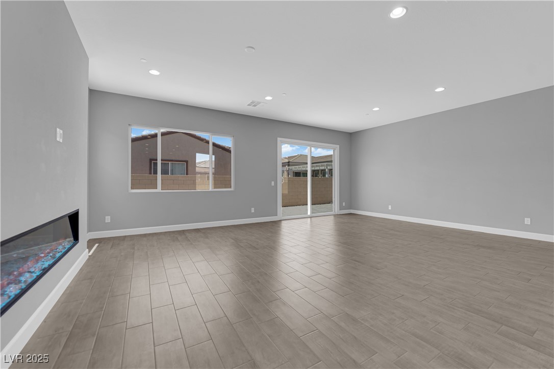 851 Klamath Springs Street Property Photo 23