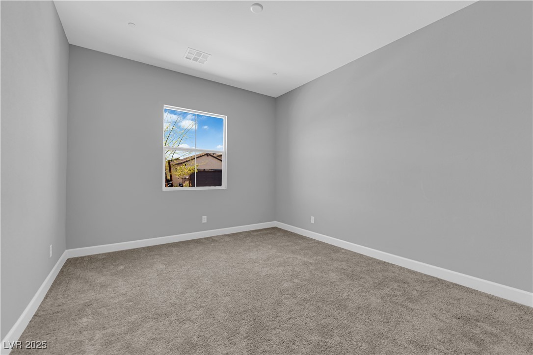 851 Klamath Springs Street Property Photo 39