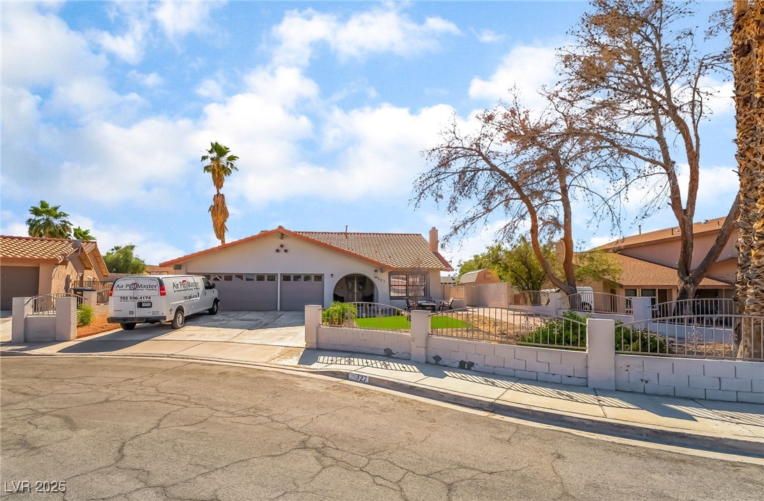 327 Fuente Drive Property Photo