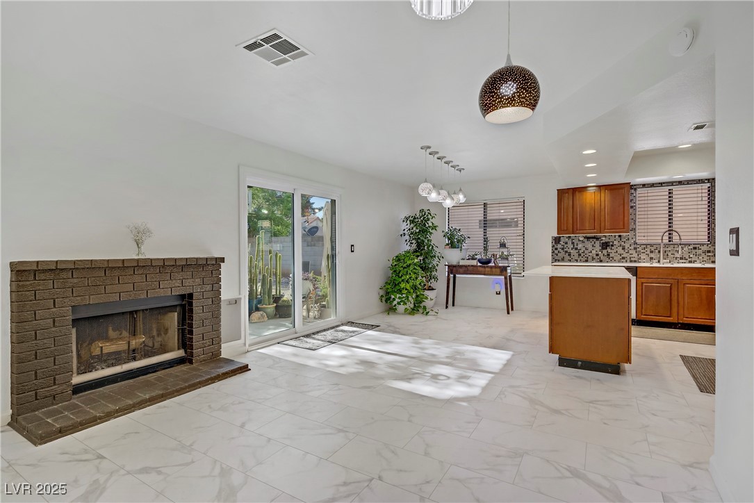 117 Lotus Blossom Court Property Photo 4