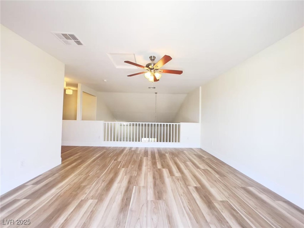 827 Happy Sparrow Avenue Property Photo 19