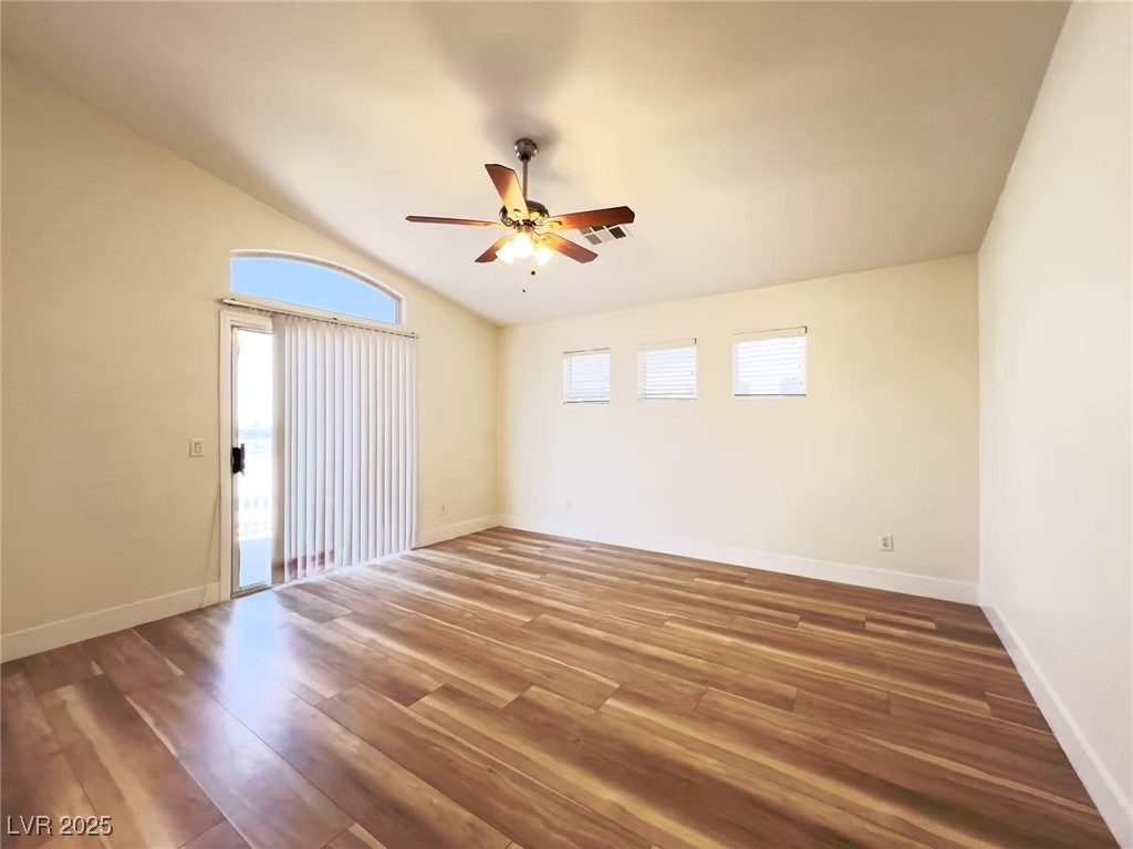 827 Happy Sparrow Avenue Property Photo 23