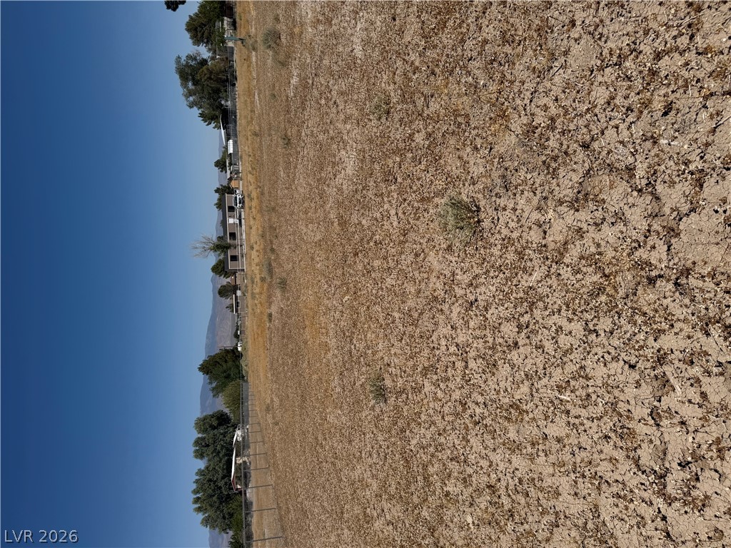 550 South East Cynthia Street Property Photo 4