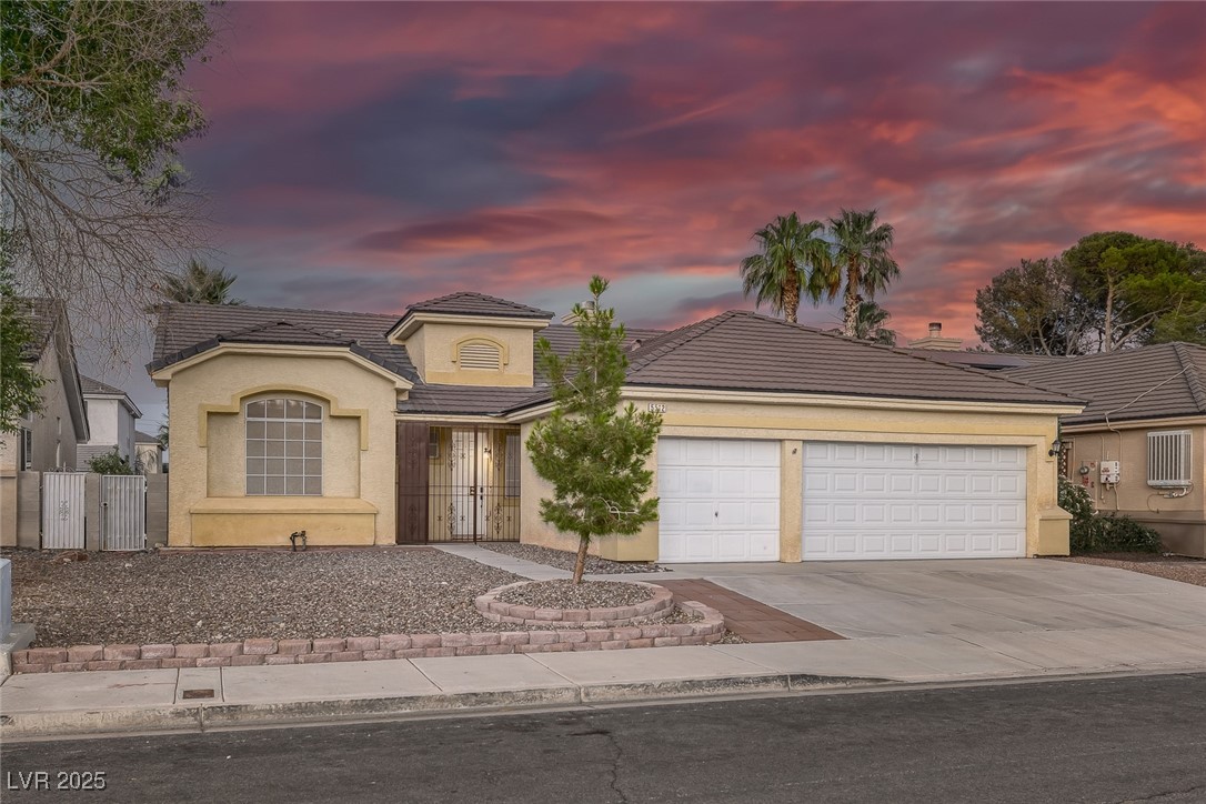 5512 Goldbrush Street Property Photo 2