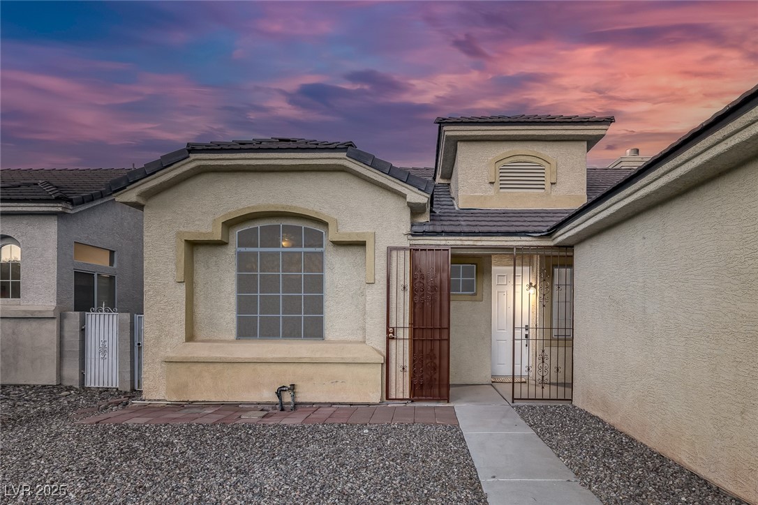 5512 Goldbrush Street Property Photo 3