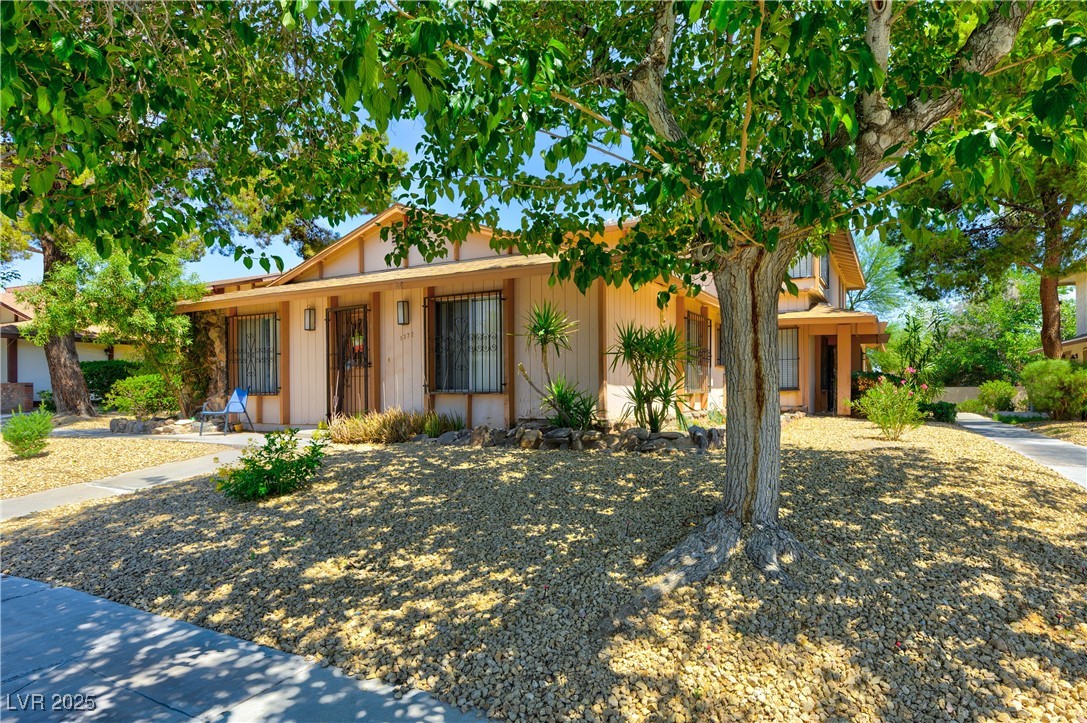 1372 Lorilyn Avenue 3 Property Photo 1