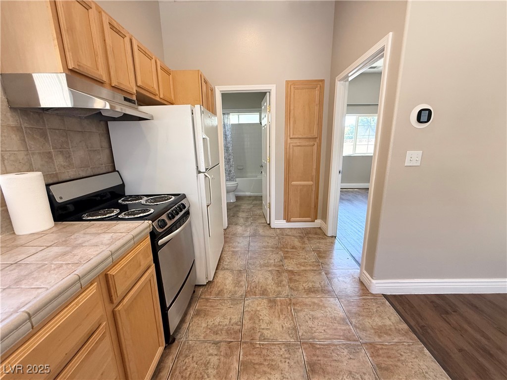 4191 Dustin Avenue Property Photo 2