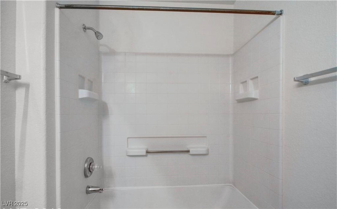 3318 North Decatur Boulevard 2103 Property Photo 13
