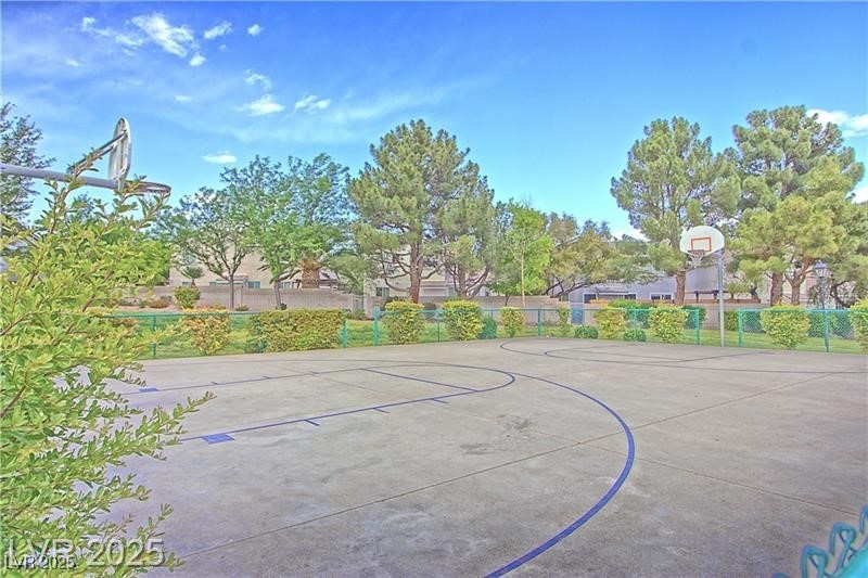 7728 Whispering River Street Property Photo 44