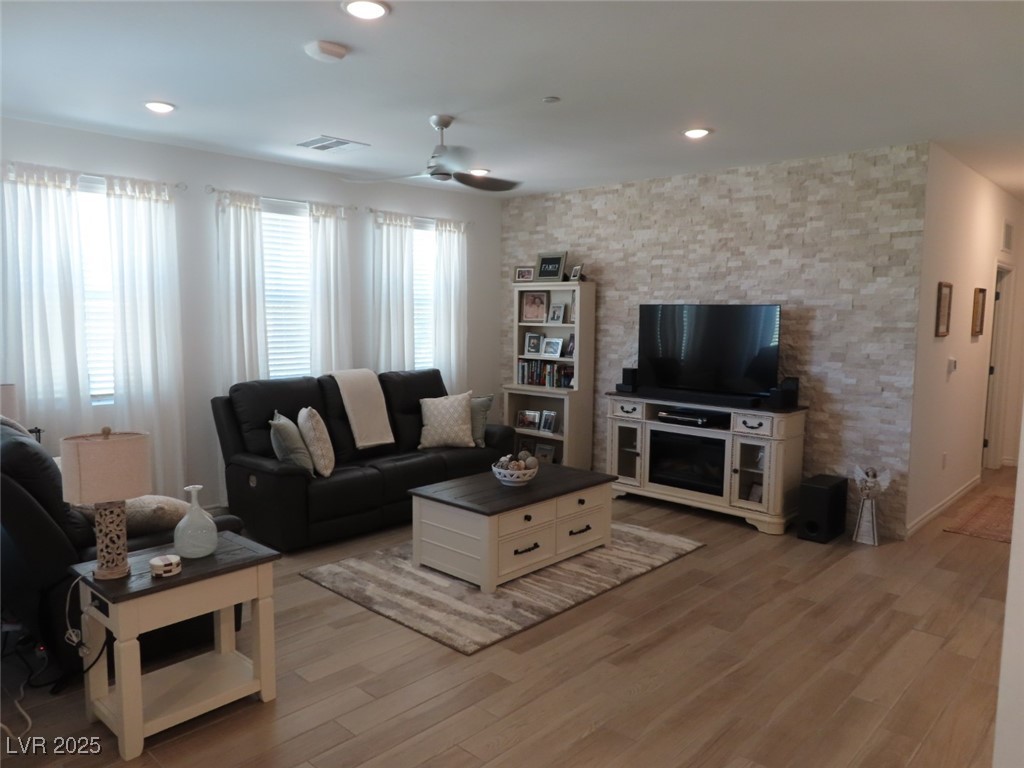 2555 Hampton Road 2208 Property Photo 6
