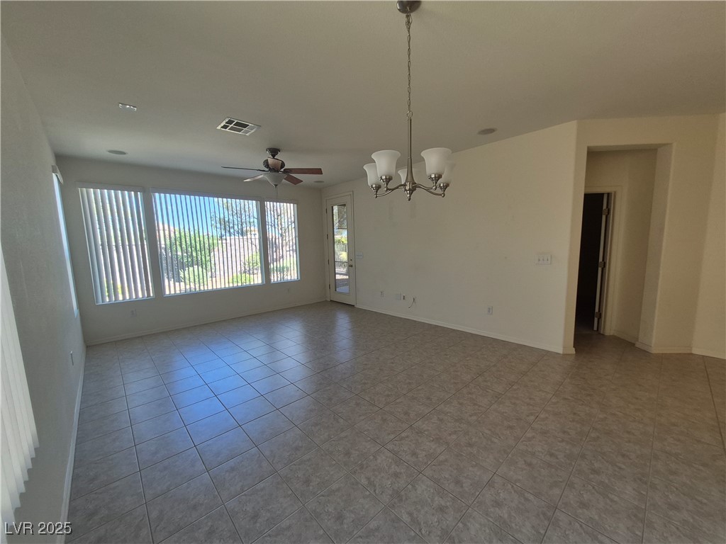 4814 Regalo Bello Street Property Photo 3