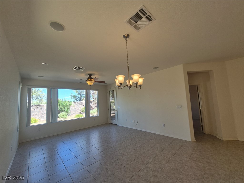4814 Regalo Bello Street Property Photo 4