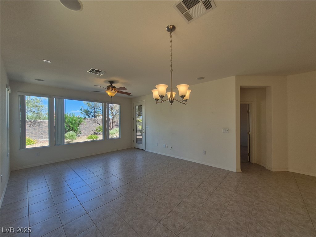 4814 Regalo Bello Street Property Photo 5