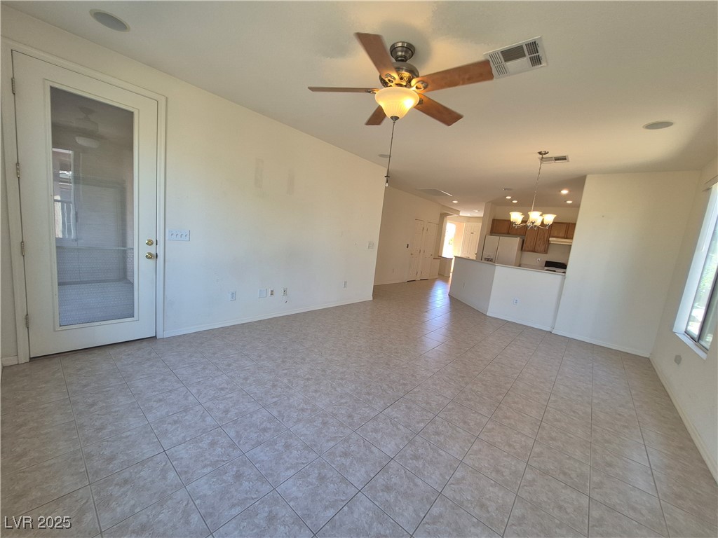 4814 Regalo Bello Street Property Photo 9
