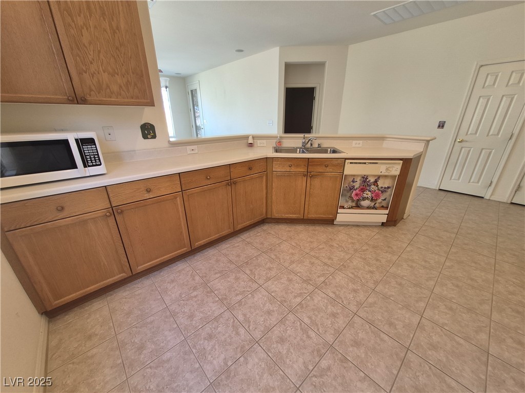 4814 Regalo Bello Street Property Photo 11