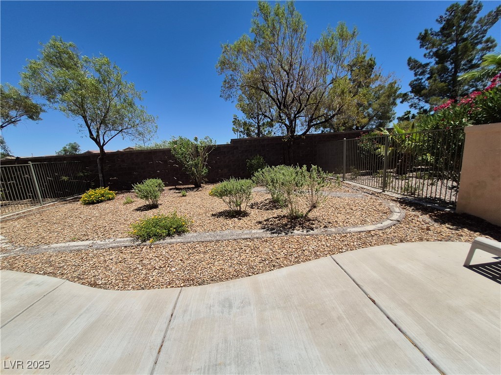 4814 Regalo Bello Street Property Photo 41