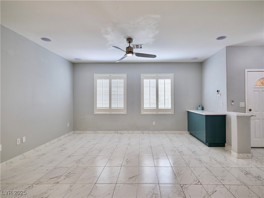 248 Crystal Rose Court Property Photo 3