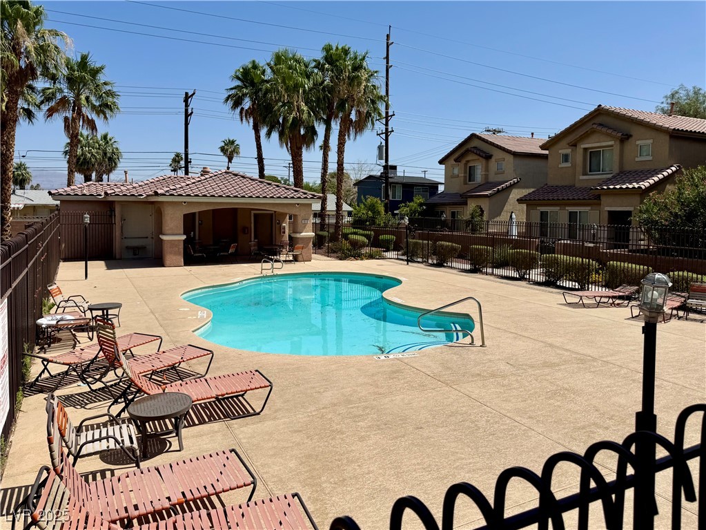 248 Crystal Rose Court Property Photo 25