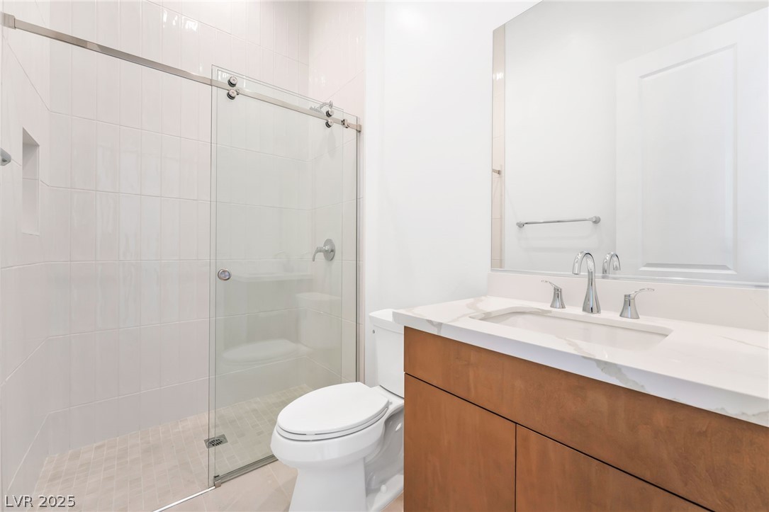 4853 Shady Ridge Drive Property Photo 19