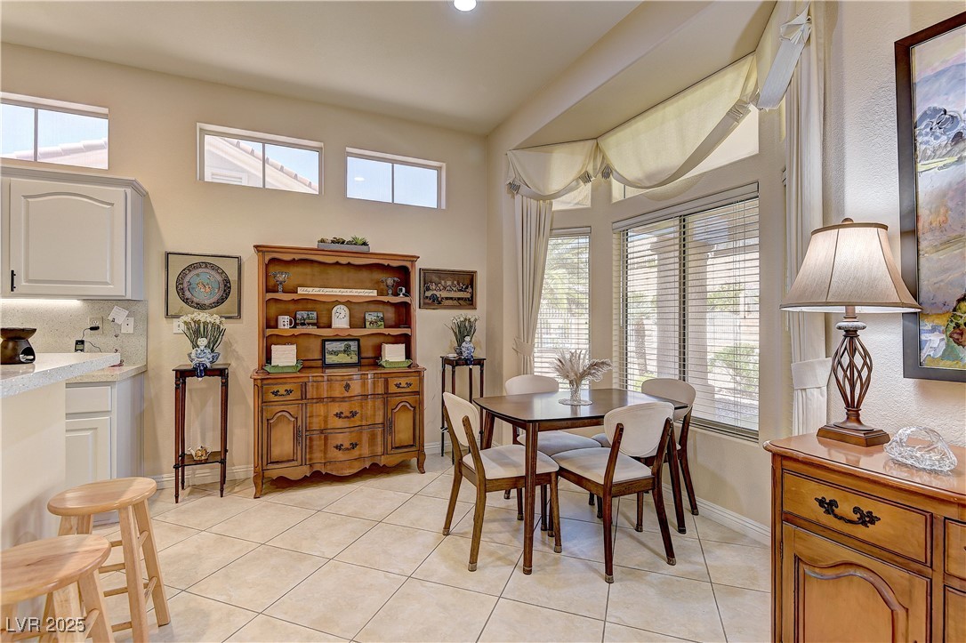 2605 Orchid Valley Drive Property Photo 11
