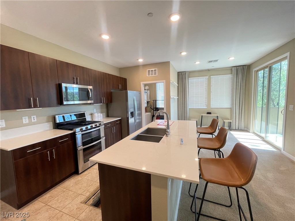 11257 Rainbow Peak Avenue 205 Property Photo 4
