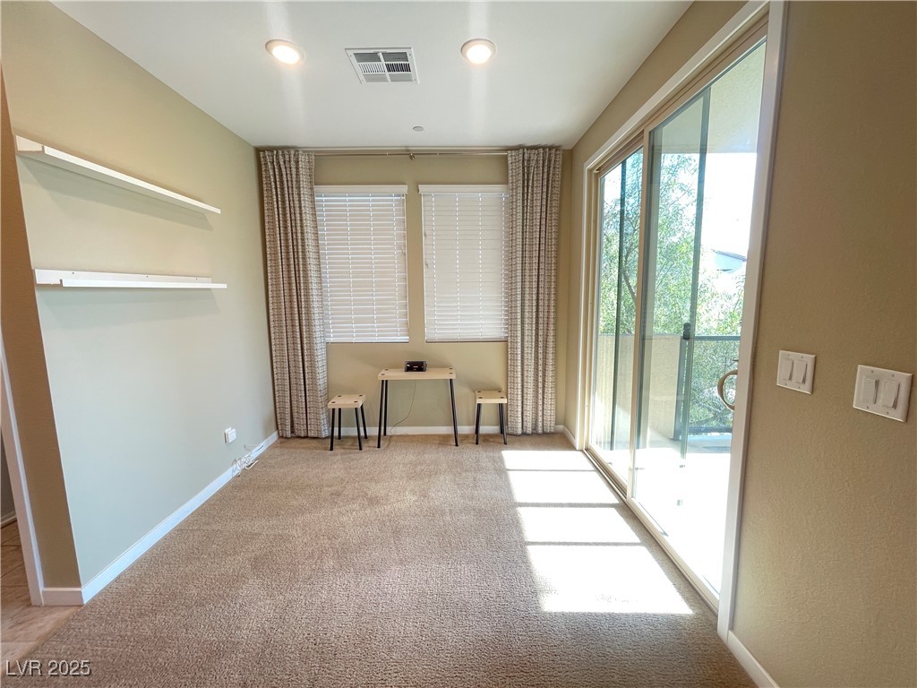 11257 Rainbow Peak Avenue 205 Property Photo 5