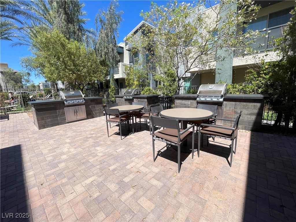 11257 Rainbow Peak Avenue 205 Property Photo 13