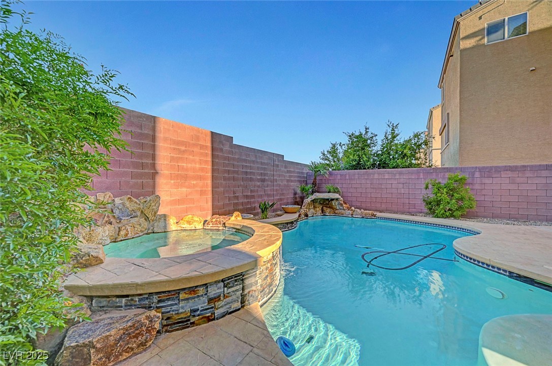 3908 Total Eclipse Street Property Photo 2
