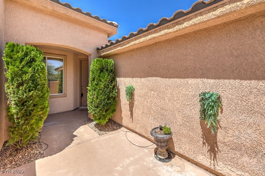 5389 Progresso Street Property Photo 5