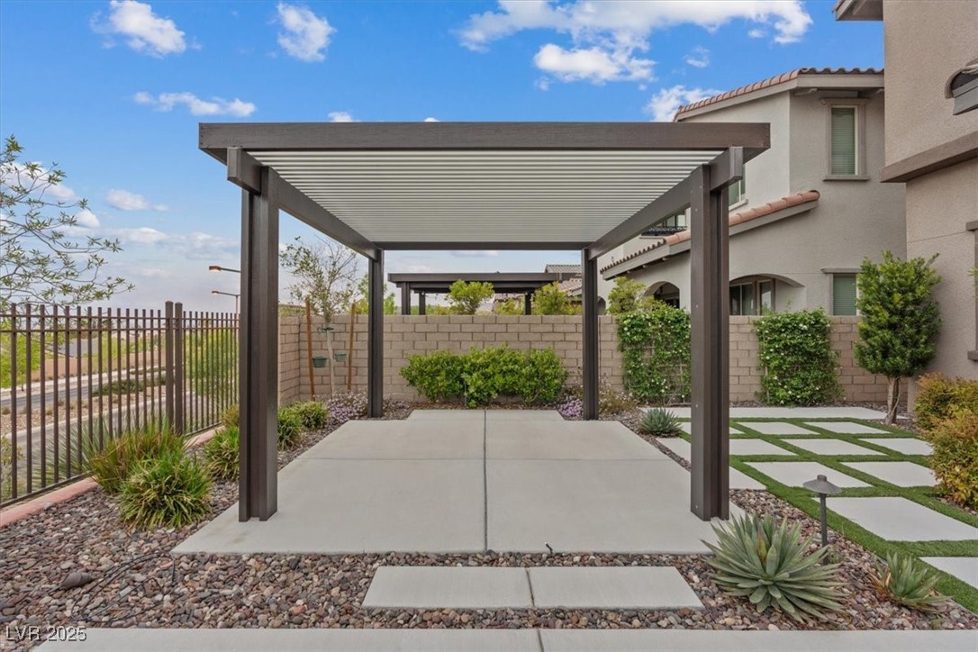 342 Molinetto Street Property Photo 45