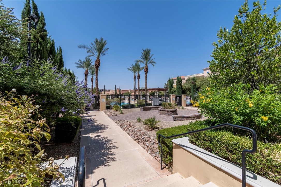 30 Strada Di Villaggio 118 Property Photo 16