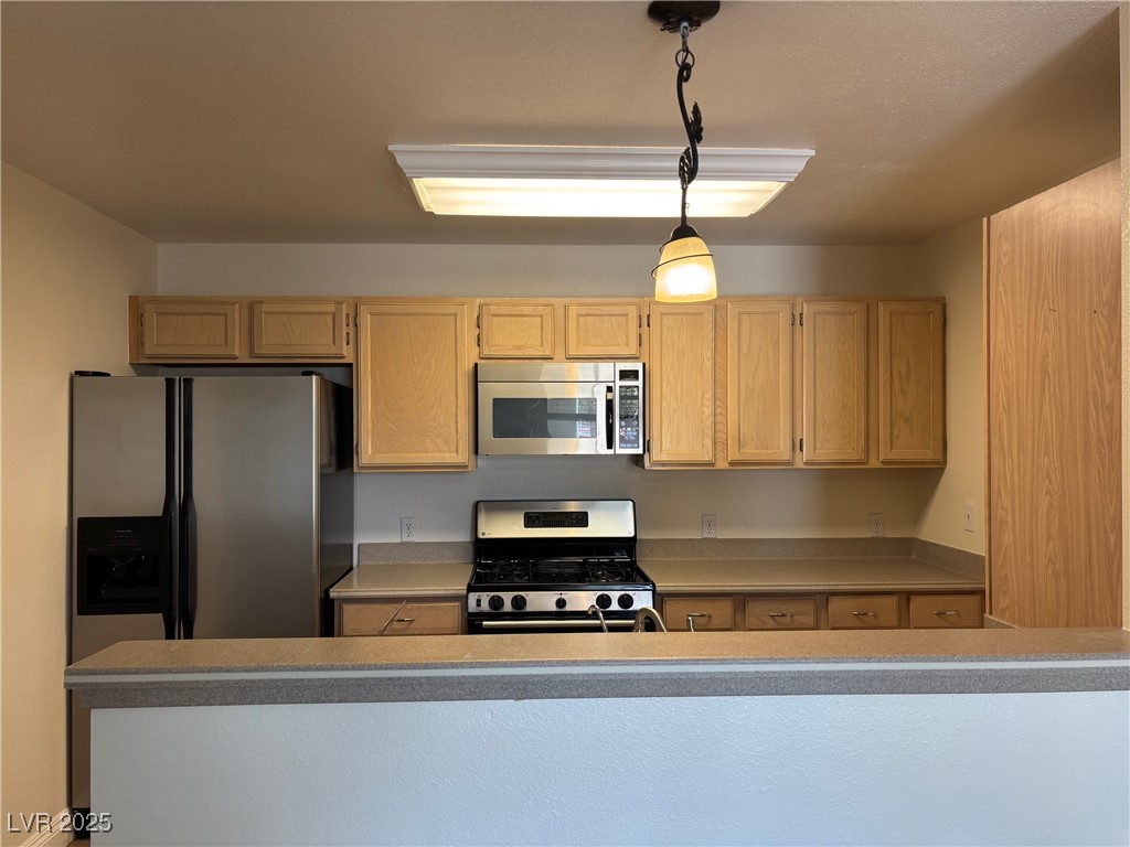 8452 Boseck Drive 115 Property Photo 6