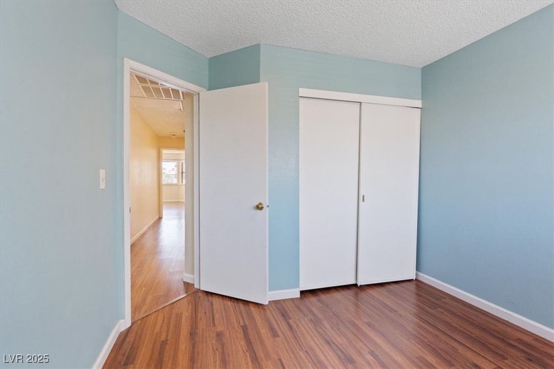1711 Ember Glow Circle Property Photo 20