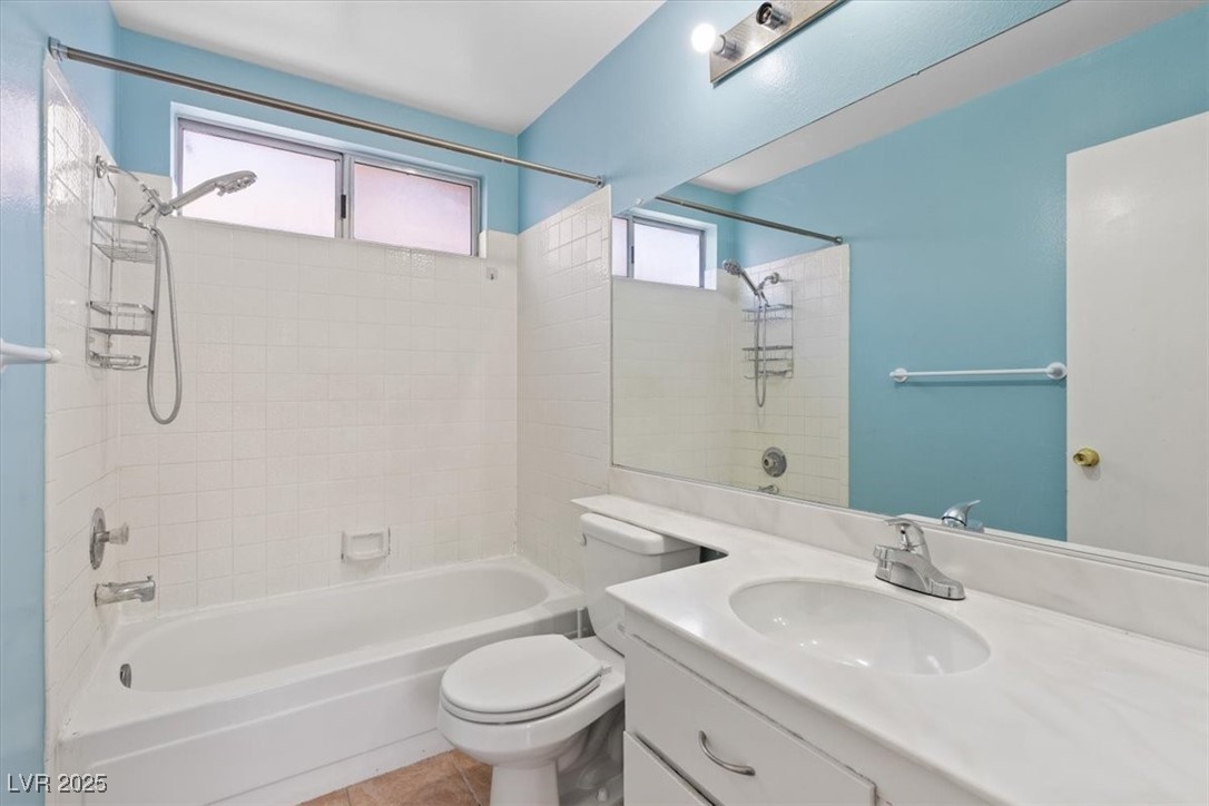 1711 Ember Glow Circle Property Photo 24