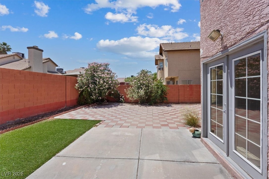 1711 Ember Glow Circle Property Photo 35