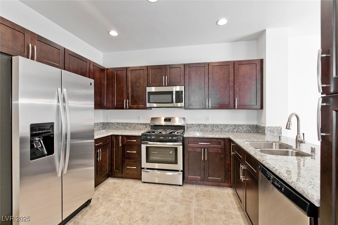 1663 Cloister Avenue Property Photo 12