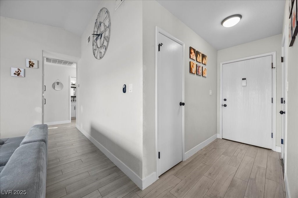 2088 Miner Way Property Photo 3