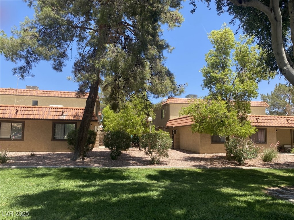 1843 Mimosa Court Property Photo