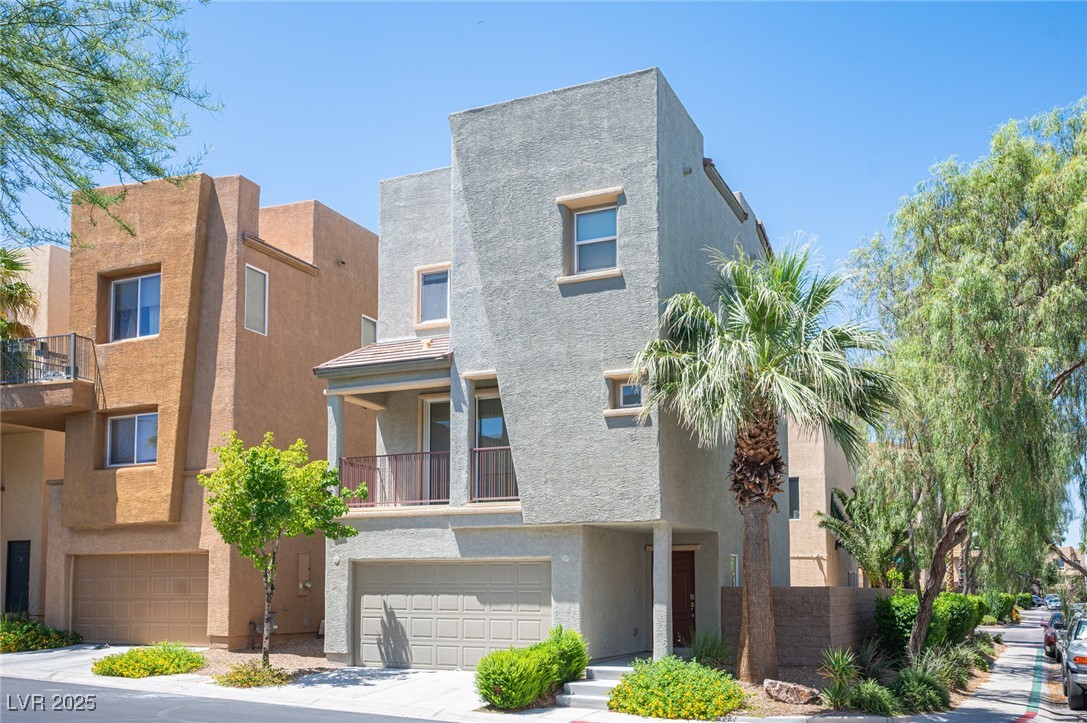 9314 Hopcroft Avenue Property Photo 1