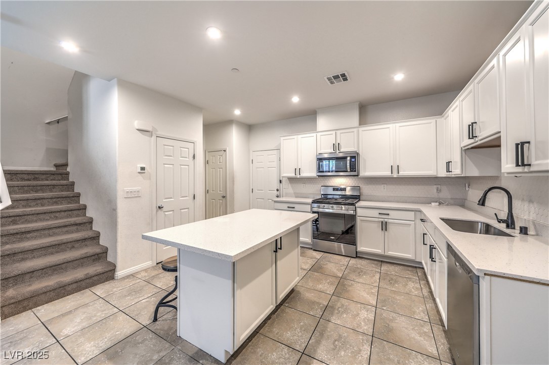 1197 Mission View Court Property Photo 10