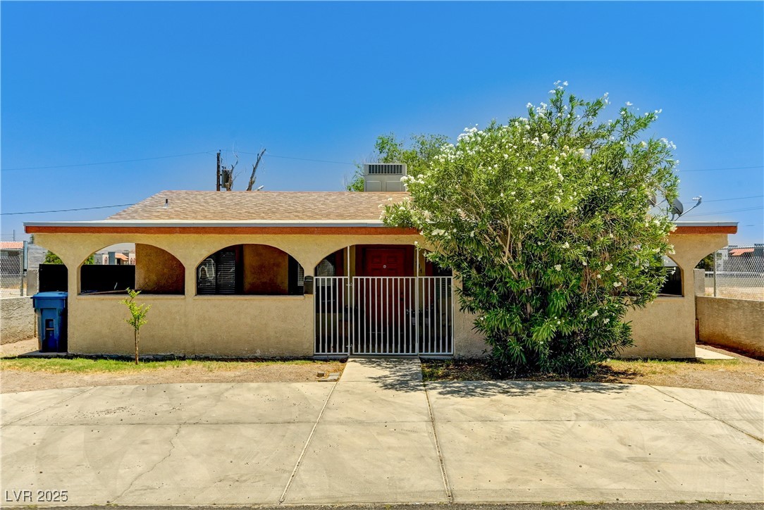 744 Mcknight Street Property Photo 1