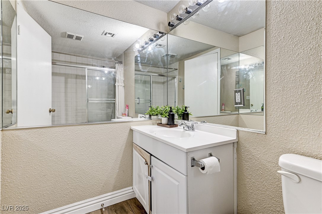 744 Mcknight Street Property Photo 20