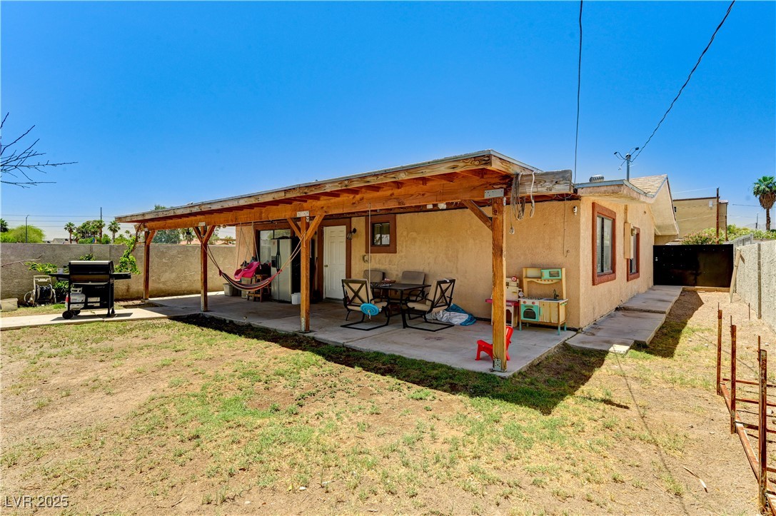 744 Mcknight Street Property Photo 27