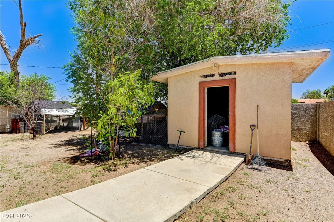 744 Mcknight Street Property Photo 28
